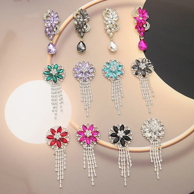 Popular flower plate tassel chain diamond buckle rhinestone high gloss diamond DIY earring bag decoration DIY accessory matching
Popular flower plate tassel chain diamond buckle rhinestone high gloss diamond DIY earring bag decoration DIY accessory matching