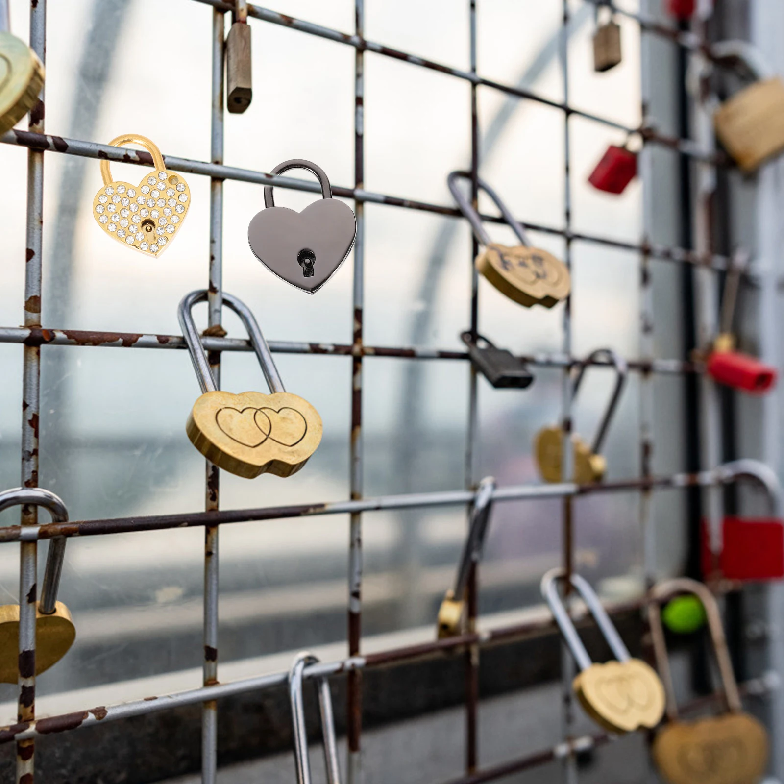 2 Sets Key Lock Heart Shaped Padlock Lovers Vintage Zinc Alloy Keyed Locks with Keys
2 Sets Key Lock Heart Shaped Padlock Lovers Vintage Zinc Alloy Keyed Locks with Keys