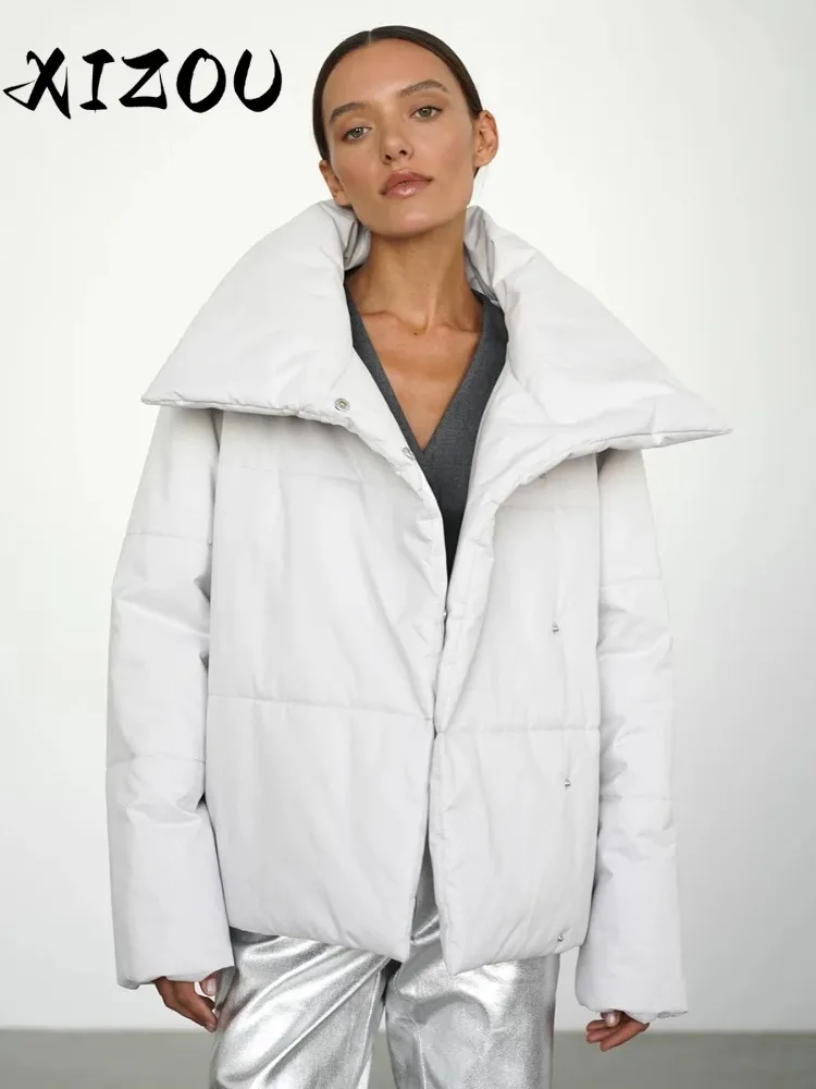XIZOU New Autumn Winter Women's Warm High Collar Puffer Jacket Coat Design Solid Color Hidden Button Loose Fit Outerwear 2026
XIZOU New Autumn Winter Women's Warm High Collar Puffer Jacket Coat Design Solid Color Hidden Button Loose Fit Outerwear 2026