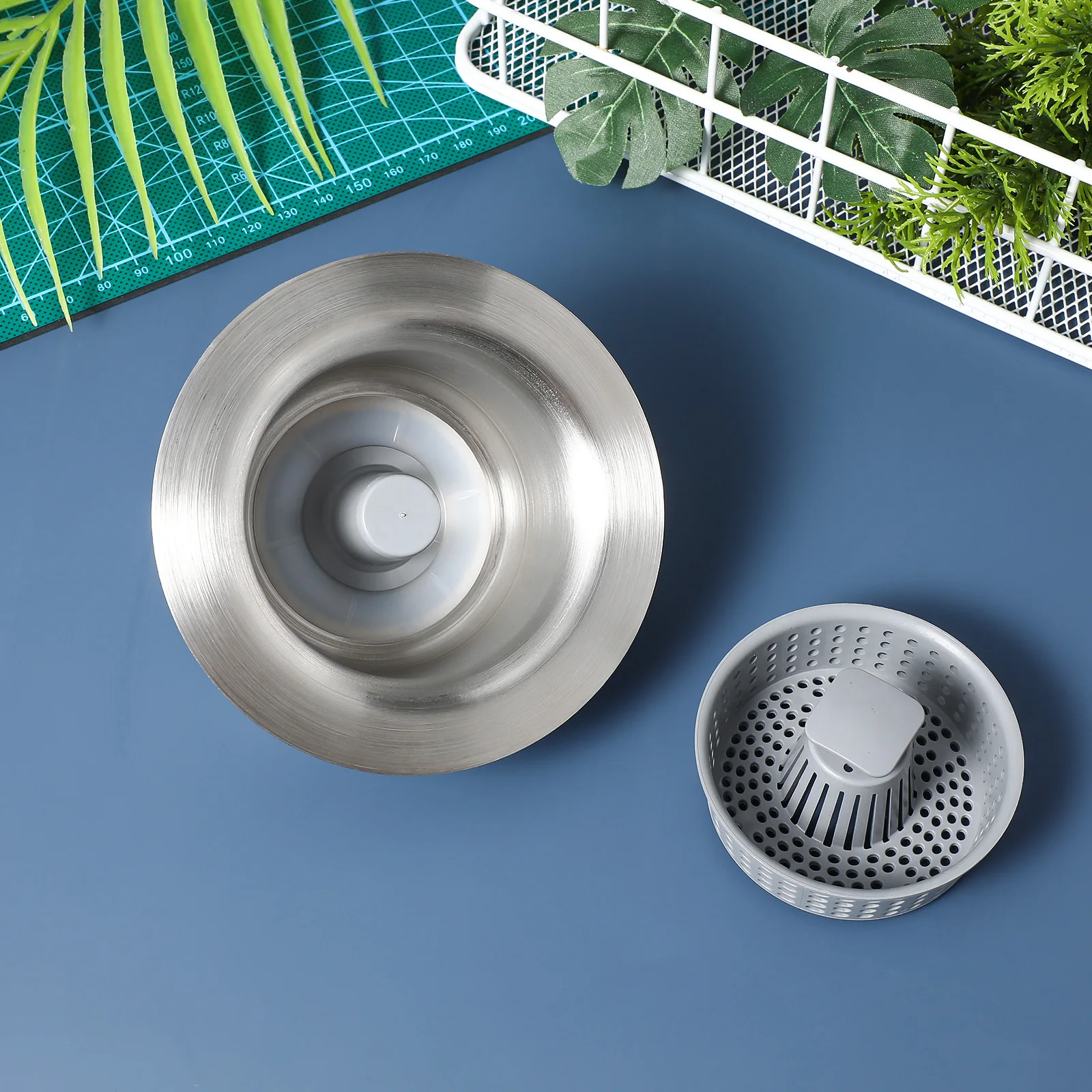 Stainless Steel Sink Strainer Universal Size Kitchen Sink Drain Stopper Basket Strainer Screen Mesh Filter for Clog Prevention
Stainless Steel Sink Strainer Universal Size Kitchen Sink Drain Stopper Basket Strainer Screen Mesh Filter for Clog Prevention