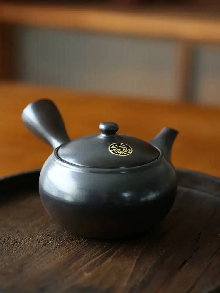 In Stock Japanese Imported Tokoname Ware Black Glaze Side-Handle Teapot, Horizontal Handle
In Stock Japanese Imported Tokoname Ware Black Glaze Side-Handle Teapot, Horizontal Handle