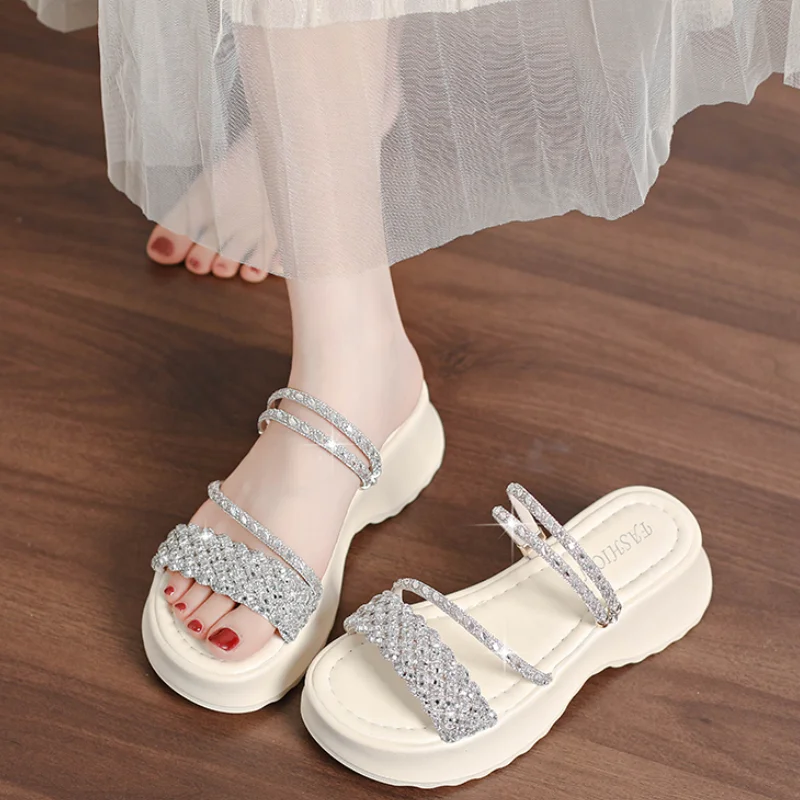 Shiny Crystal Wedge Heels Sandals Women Summer Light Weight Strappy Platform Sandals Woman Comfortable Soft Bottom Beach Shoes
Shiny Crystal Wedge Heels Sandals Women Summer Light Weight Strappy Platform Sandals Woman Comfortable Soft Bottom Beach Shoes
