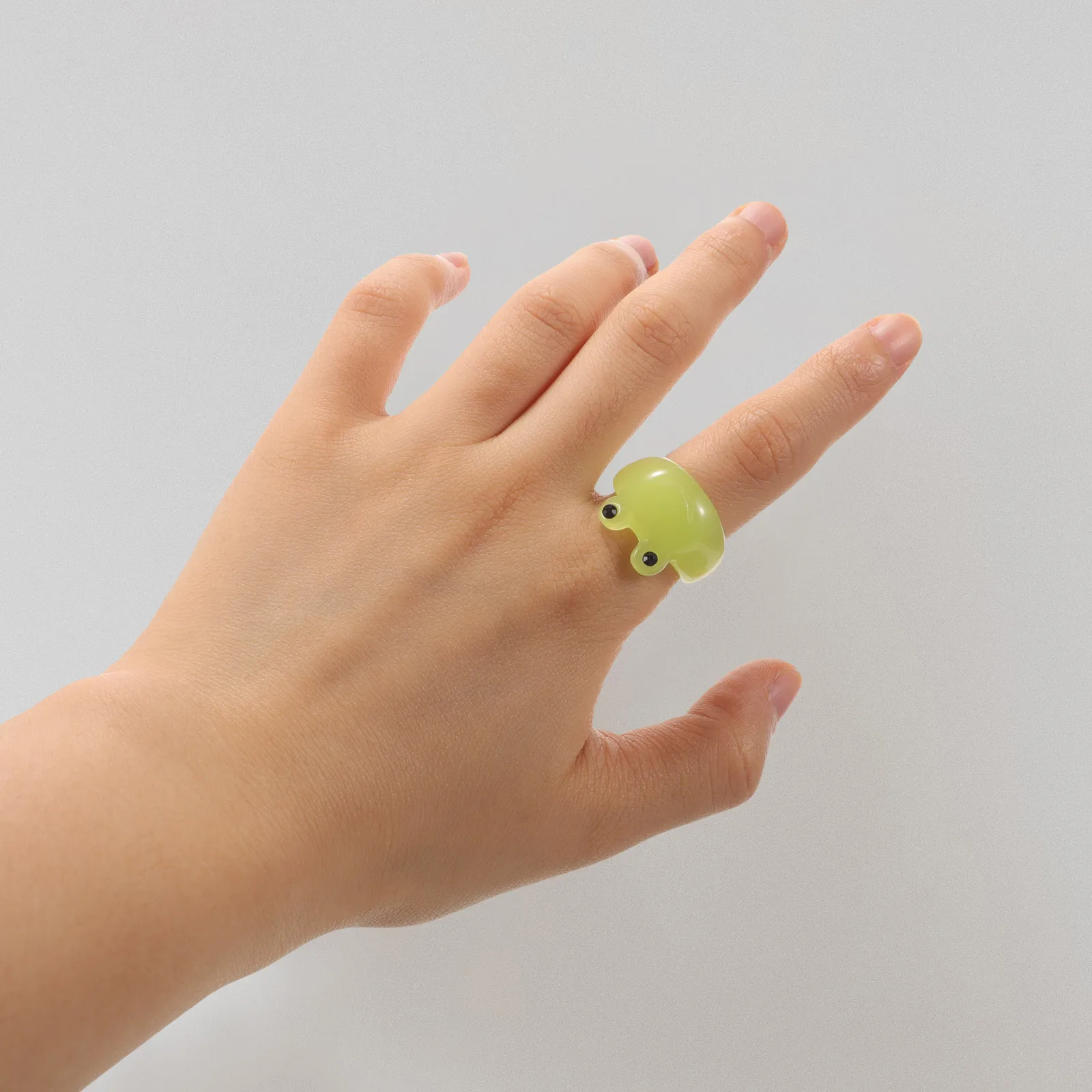 Cartoon Frog Bracelet Green Resin Kids Wrist Accessory Lovely Bangle Children Bracelets Birthday Gifts Tea Party Toys
Cartoon Frog Bracelet Green Resin Kids Wrist Accessory Lovely Bangle Children Bracelets Birthday Gifts Tea Party Toys