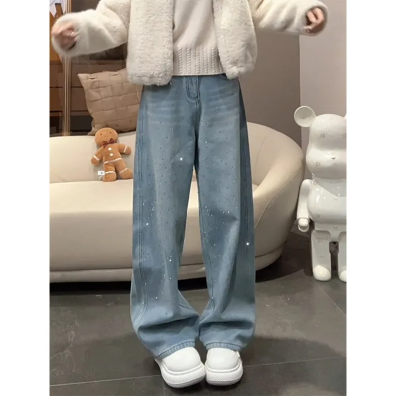 High Waist Flared Jeans Women's Spring 2026 New Vintage Light Colored Fleece Lined Straight Floor-Length Diamond Embellished
High Waist Flared Jeans Women's Spring 2026 New Vintage Light Colored Fleece Lined Straight Floor-Length Diamond Embellished
