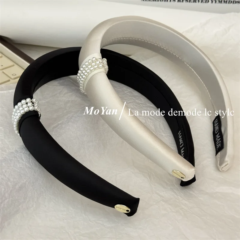 Korean Pearl Headband 2026 New High-end Foreign Hairpin Fashion Light Luxury Headband Hair Accessories
Korean Pearl Headband 2026 New High-end Foreign Hairpin Fashion Light Luxury Headband Hair Accessories