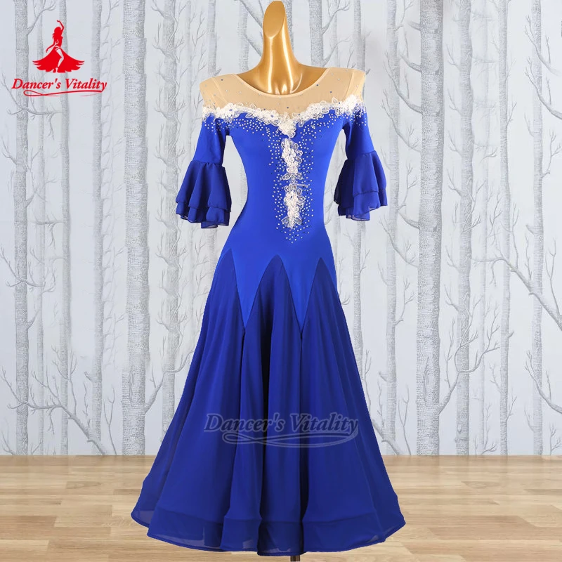 Платье для бальных танцев с короткими рукавами и круглым вырезом для женщин: для вальса, фокстрота, танго, тренировок и выступлений. Одежда для танцовщиц на заказ.
Платье для бальных танцев с короткими рукавами и круглым вырезом для женщин: для вальса, фокстрота, танго, тренировок и выступлений. Одежда для танцовщиц на заказ.