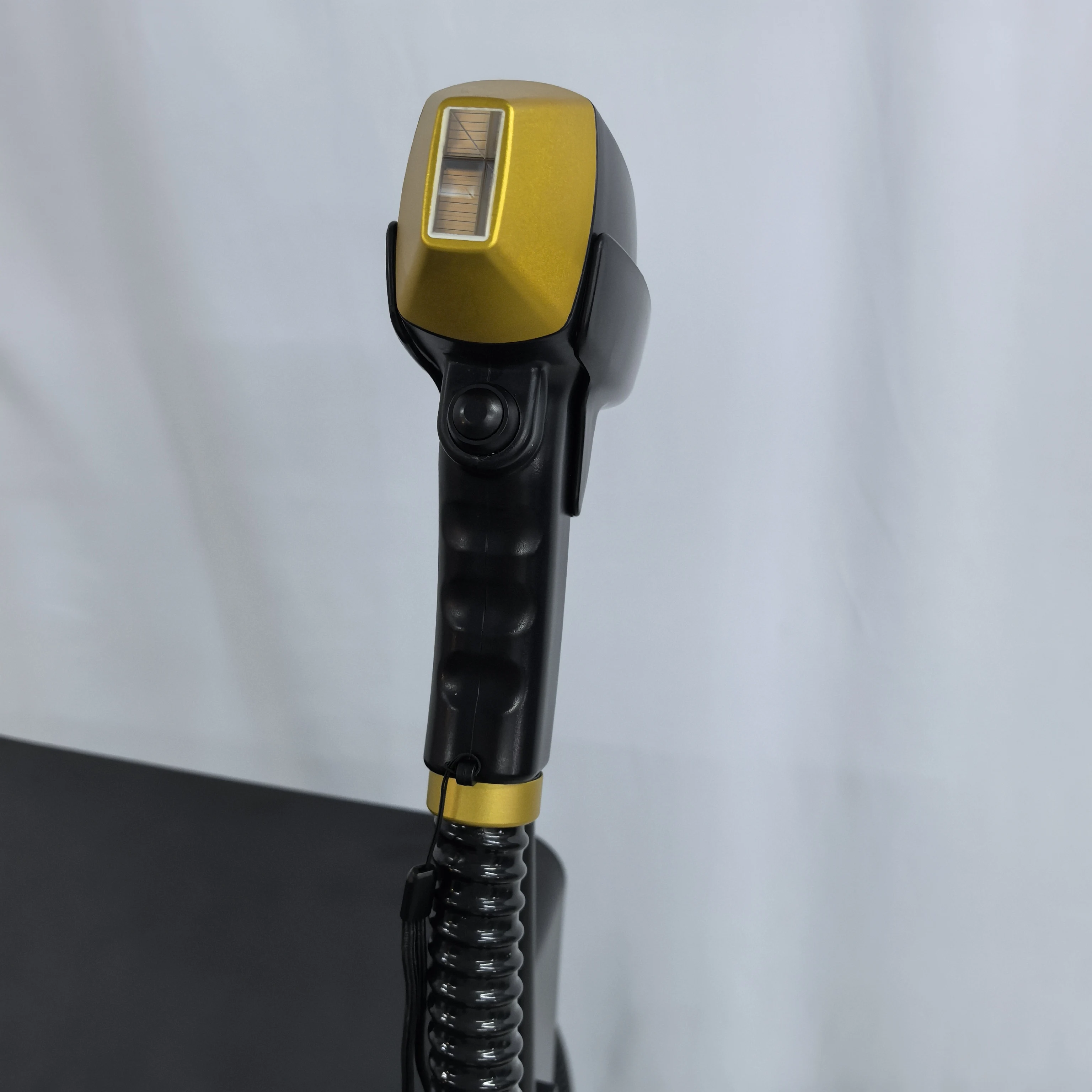 Newest 808nm Diode Hair Removal Machine Ice Titanium Painless Permanent Hair Removal 755 808 1064NM
Newest 808nm Diode Hair Removal Machine Ice Titanium Painless Permanent Hair Removal 755 808 1064NM