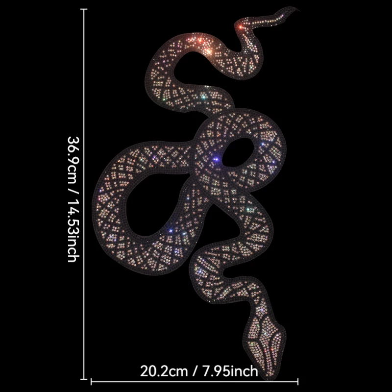 Высококачественные узоры змеи со стразами прашены на футболках и джинсовых аксессуарах для одежды.
Высококачественные узоры змеи со стразами прашены на футболках и джинсовых аксессуарах для одежды.