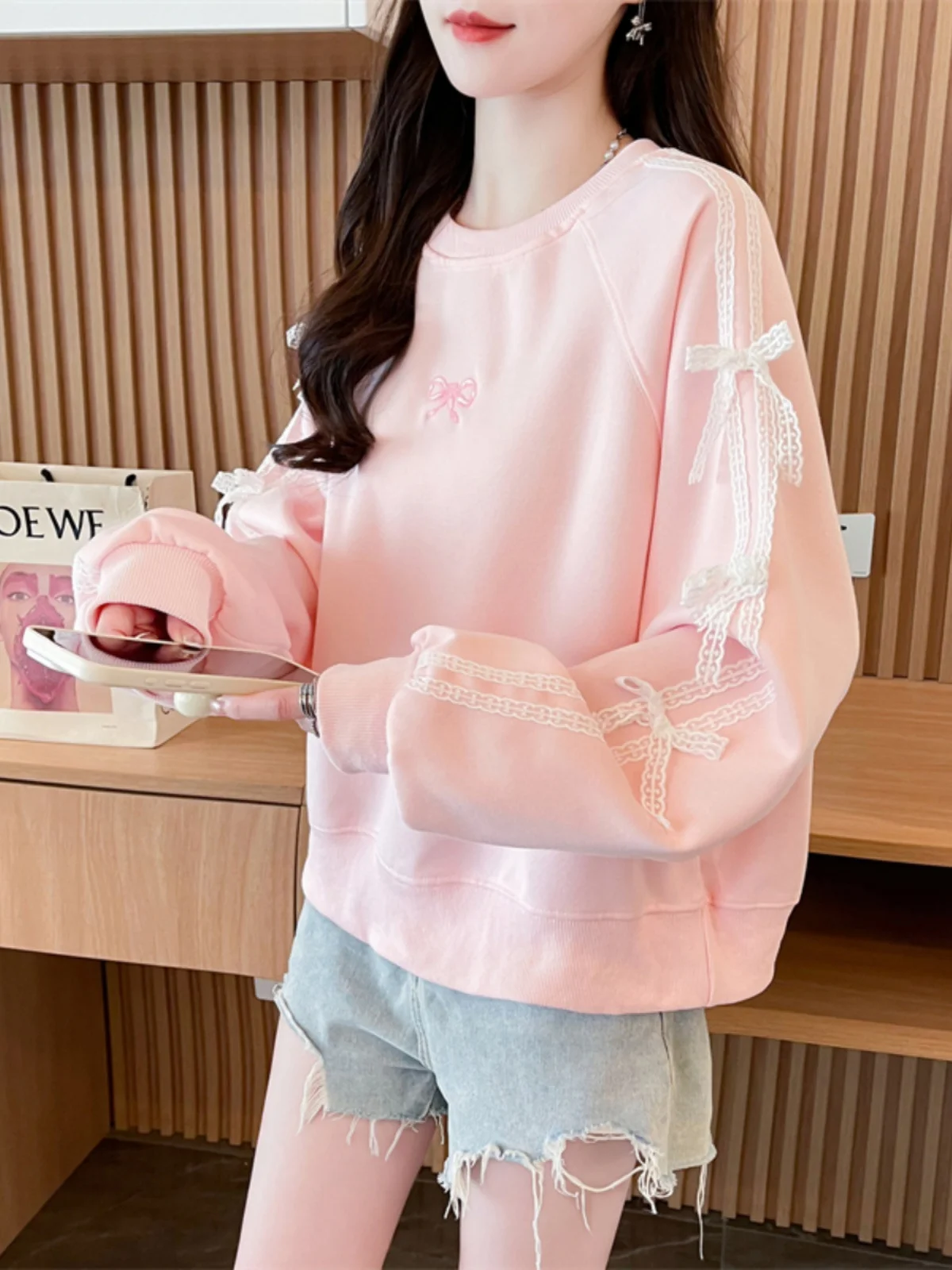 Женские толстовки Y2K, домашняя одежда в стиле гранж, эластичная Bf, трехмерная нашивка для подростков, стираная строчка, контрастный цвет
Женские толстовки Y2K, домашняя одежда в стиле гранж, эластичная Bf, трехмерная нашивка для подростков, стираная строчка, контрастный цвет