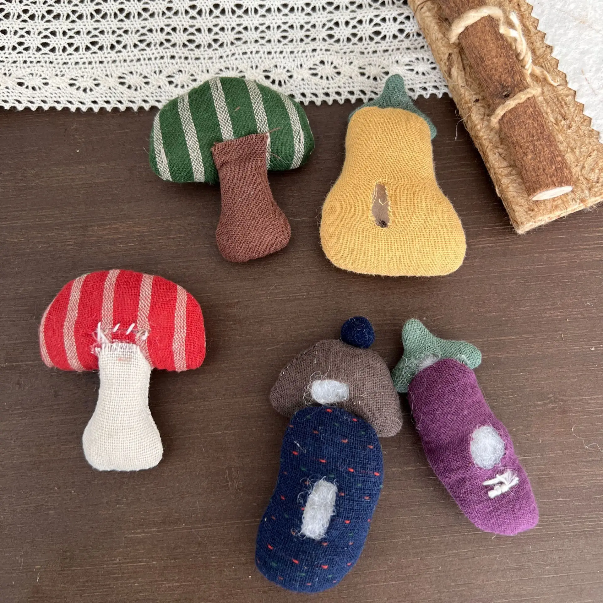 1PCS 2026 New Cartoon Mushroom Fruit Cotton Filled Brooch for Women DIY Hair Clip Bag Shoe Sock Decor Portable Charms
1PCS 2026 New Cartoon Mushroom Fruit Cotton Filled Brooch for Women DIY Hair Clip Bag Shoe Sock Decor Portable Charms