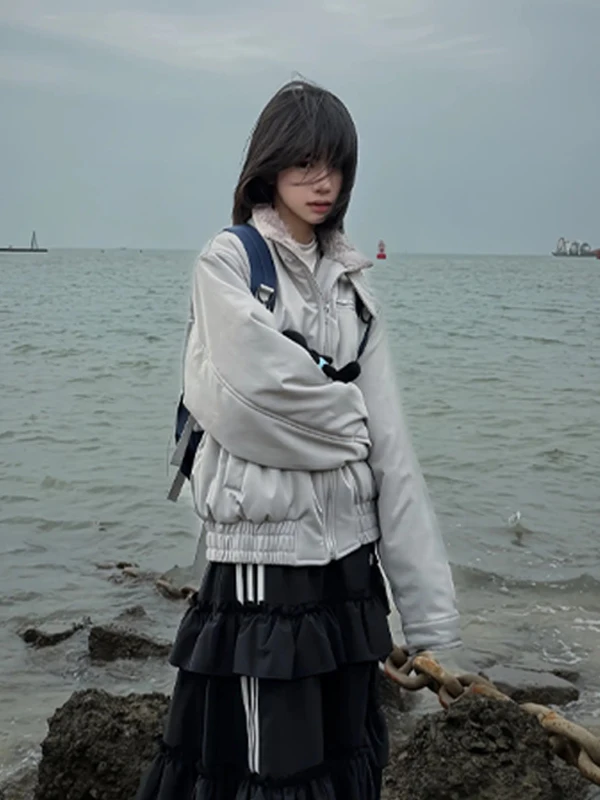 Thiened American Sle Bomber Jaet с меховым воротником для мужчин, зимнее теплое пальто на молнии, повседневное пальто для отдыха
Thiened American Sle Bomber Jaet с меховым воротником для мужчин, зимнее теплое пальто на молнии, повседневное пальто для отдыха