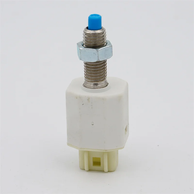 Suitable for Toyota Land Cruiser ZRE120 GSE3 # AVE30 USF4 #.UFV4 # AGL10 Brake Light Control Switch Brown Brake Light 8434030130
Suitable for Toyota Land Cruiser ZRE120 GSE3 # AVE30 USF4 #.UFV4 # AGL10 Brake Light Control Switch Brown Brake Light 8434030130