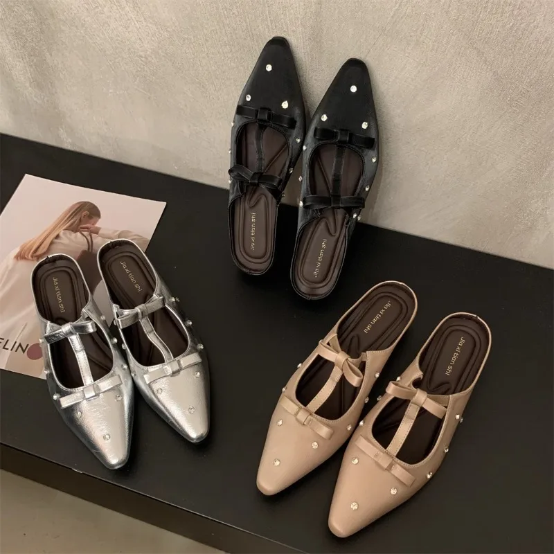 Нежные полутапочки Fairy, новинка 2023 года, весенние элегантные высококачественные повседневные и удобные квадратные тапочки с острым носком и бантом
Нежные полутапочки Fairy, новинка 2023 года, весенние элегантные высококачественные повседневные и удобные квадратные тапочки с острым носком и бантом