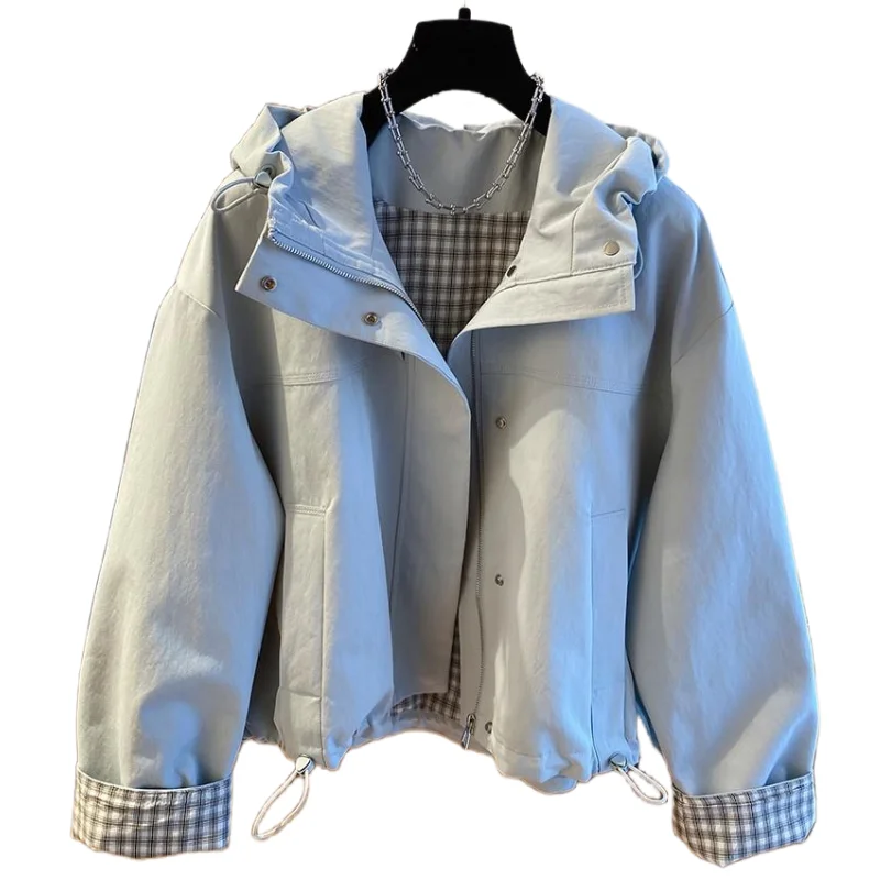 SuperAen Korean Light Blue Hooded Trench Coat for Women 2025 New Loose Plaid Lined Short Jacket Top
SuperAen Korean Light Blue Hooded Trench Coat for Women 2025 New Loose Plaid Lined Short Jacket Top