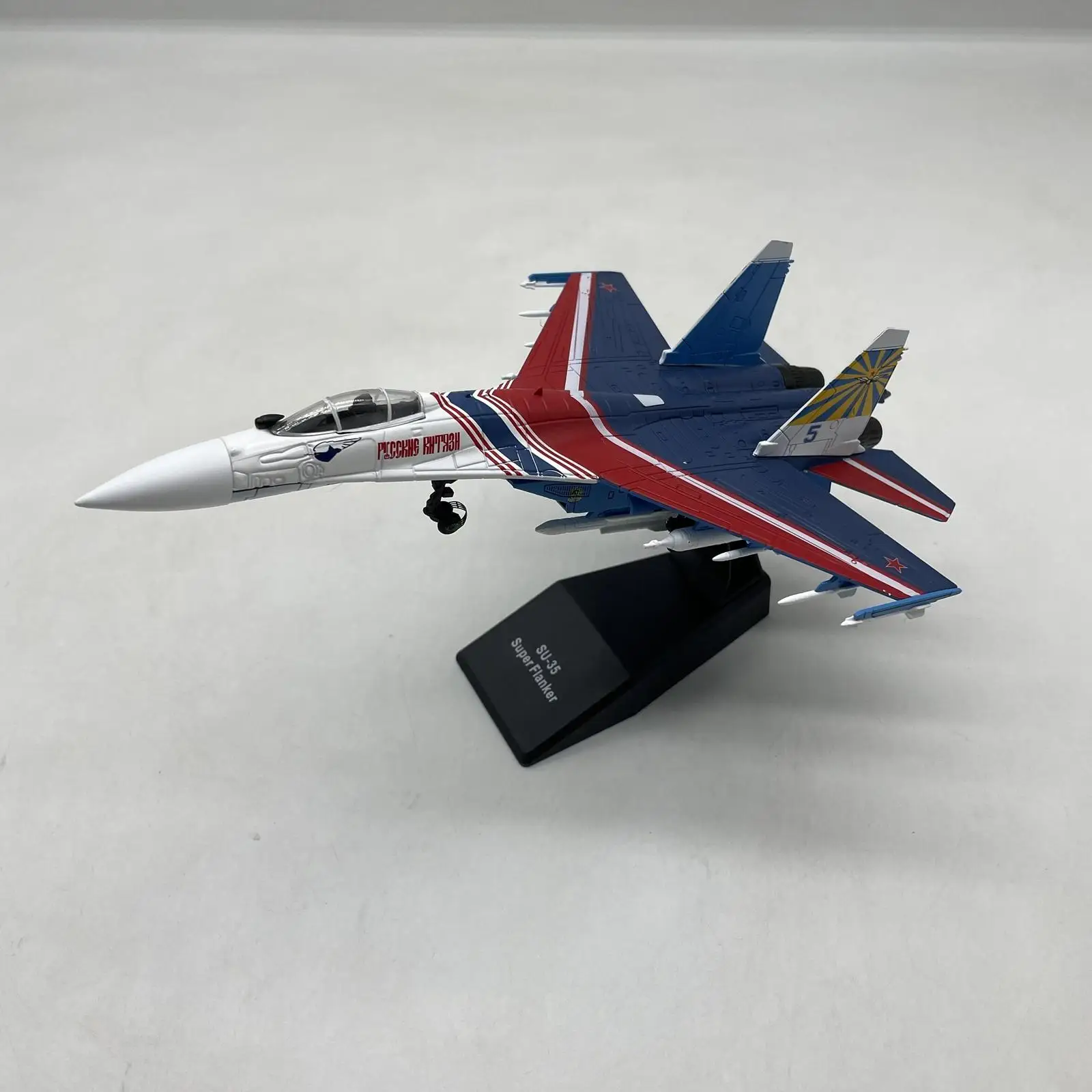 1:100 Aircraft Airplane Alloy Fighter Diecast Kids Toys with Stand Model for Home Office Decor Birthday Gift
1:100 Aircraft Airplane Alloy Fighter Diecast Kids Toys with Stand Model for Home Office Decor Birthday Gift