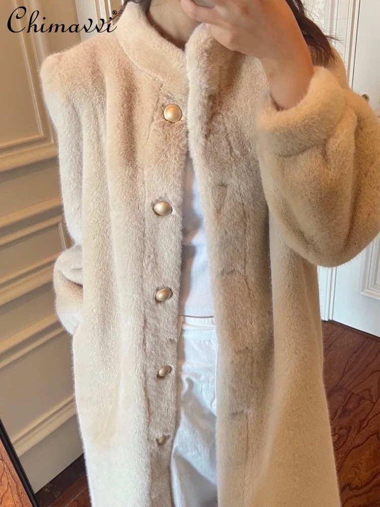 2023 Winter New Fashion Fur Integrated Mink Wool Fur Coat Loose Warm Women's Mid-Length Stand Collar Temperament Fur Jackets
2023 Winter New Fashion Fur Integrated Mink Wool Fur Coat Loose Warm Women's Mid-Length Stand Collar Temperament Fur Jackets