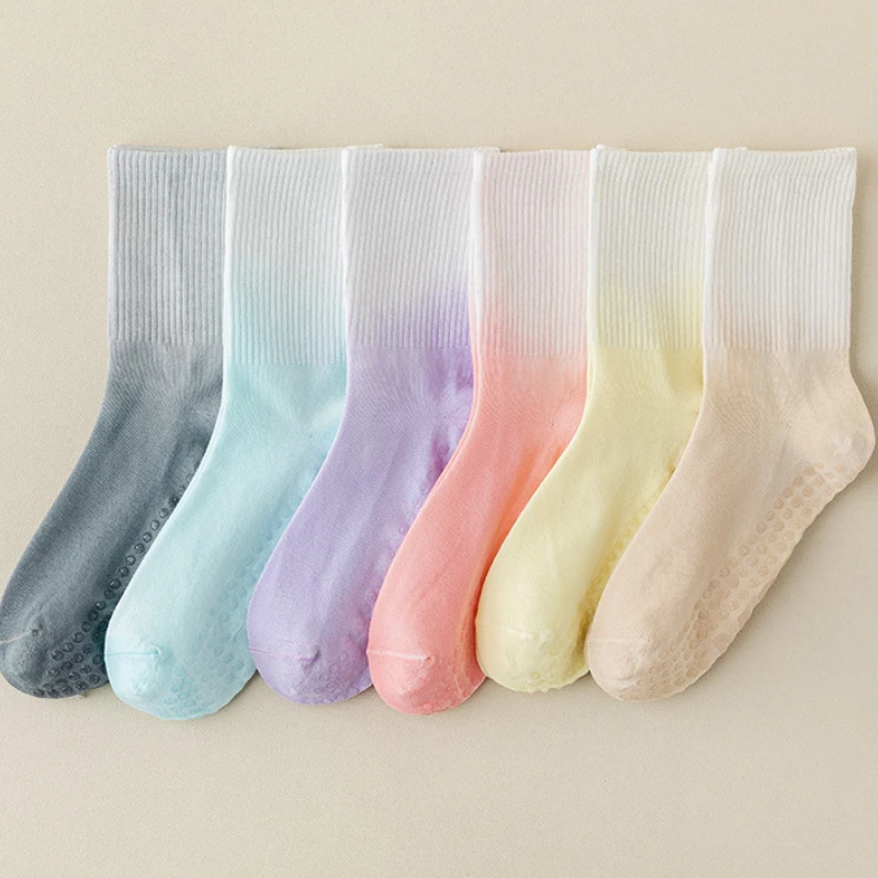 Новые хлопковые дышащие носки до середины икры с градиентным цветом для йоги и пилатеса, профессиональные противоскользящие носки для спортзала, танцев и фитнеса
Новые хлопковые дышащие носки до середины икры с градиентным цветом для йоги и пилатеса, профессиональные противоскользящие носки для спортзала, танцев и фитнеса