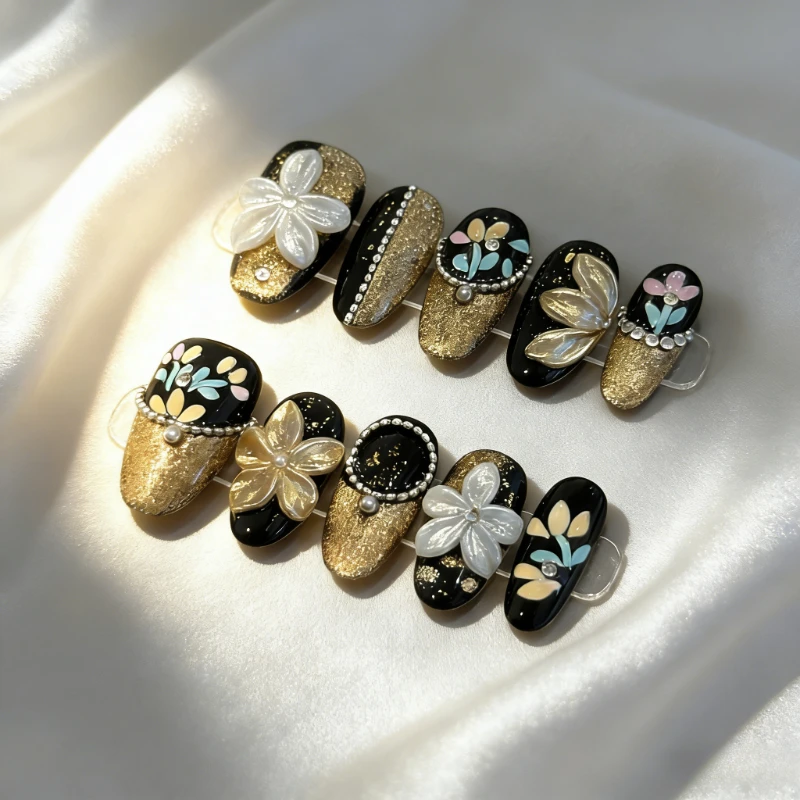 10 шт. коротких накладных ногтей «миндаль» черного и золотого цвета с блестками, 3D цветами и жемчугом, элегантные, ручной работы, для женщин
10 шт. коротких накладных ногтей «миндаль» черного и золотого цвета с блестками, 3D цветами и жемчугом, элегантные, ручной работы, для женщин