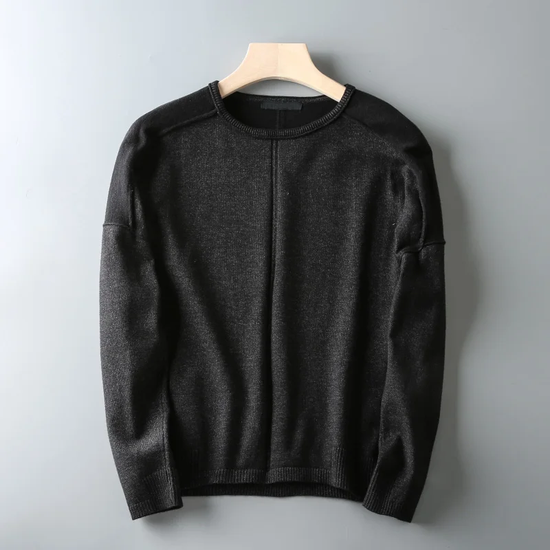 Мужская базовая трикотажная футболка с круглым вырезом и длинным рукавом для осени и зимы, повседневная, однотонная, универсальная, молодежная, в стиле Vital.
Мужская базовая трикотажная футболка с круглым вырезом и длинным рукавом для осени и зимы, повседневная, однотонная, универсальная, молодежная, в стиле Vital.