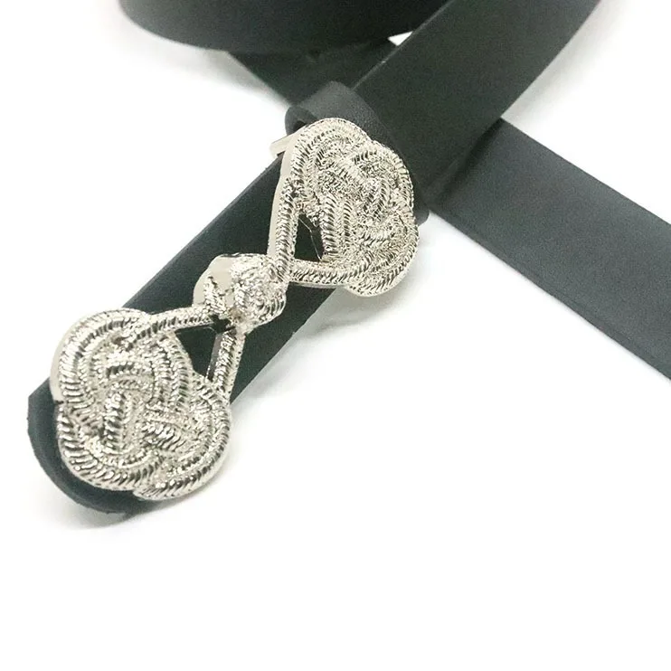 2024 New Gothic Fashion Vintage Chinese Knot Buttons Retro Buckle Y2k Belt Luxury Designer Jeans Dress Accessories
2024 New Gothic Fashion Vintage Chinese Knot Buttons Retro Buckle Y2k Belt Luxury Designer Jeans Dress Accessories