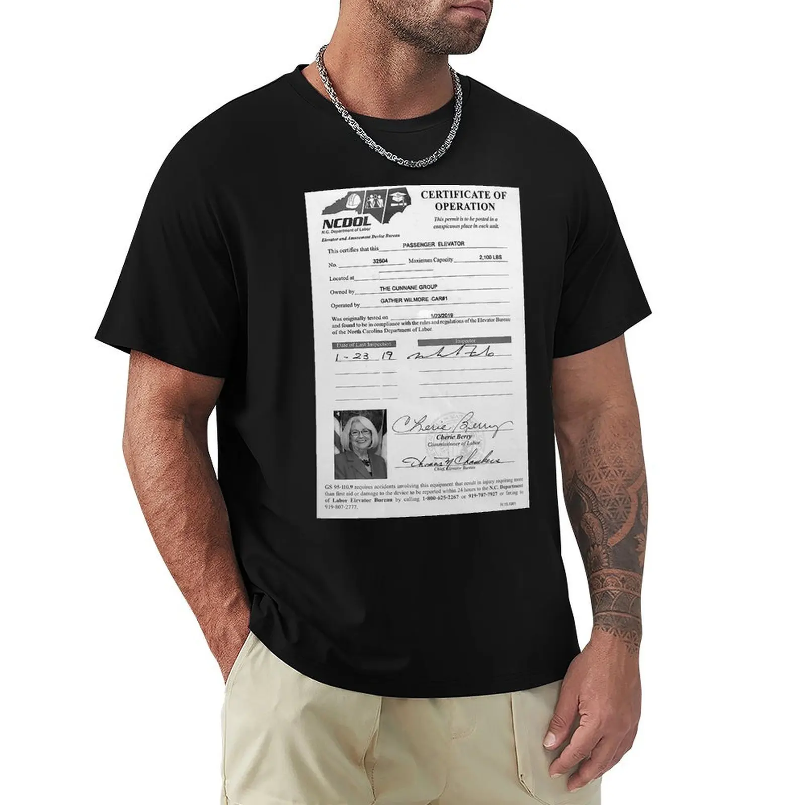 Elevator Queen Cherie Berry T-Shirt street wear T-shirts man anime tshirt plain white t shirts men
Elevator Queen Cherie Berry T-Shirt street wear T-shirts man anime tshirt plain white t shirts men