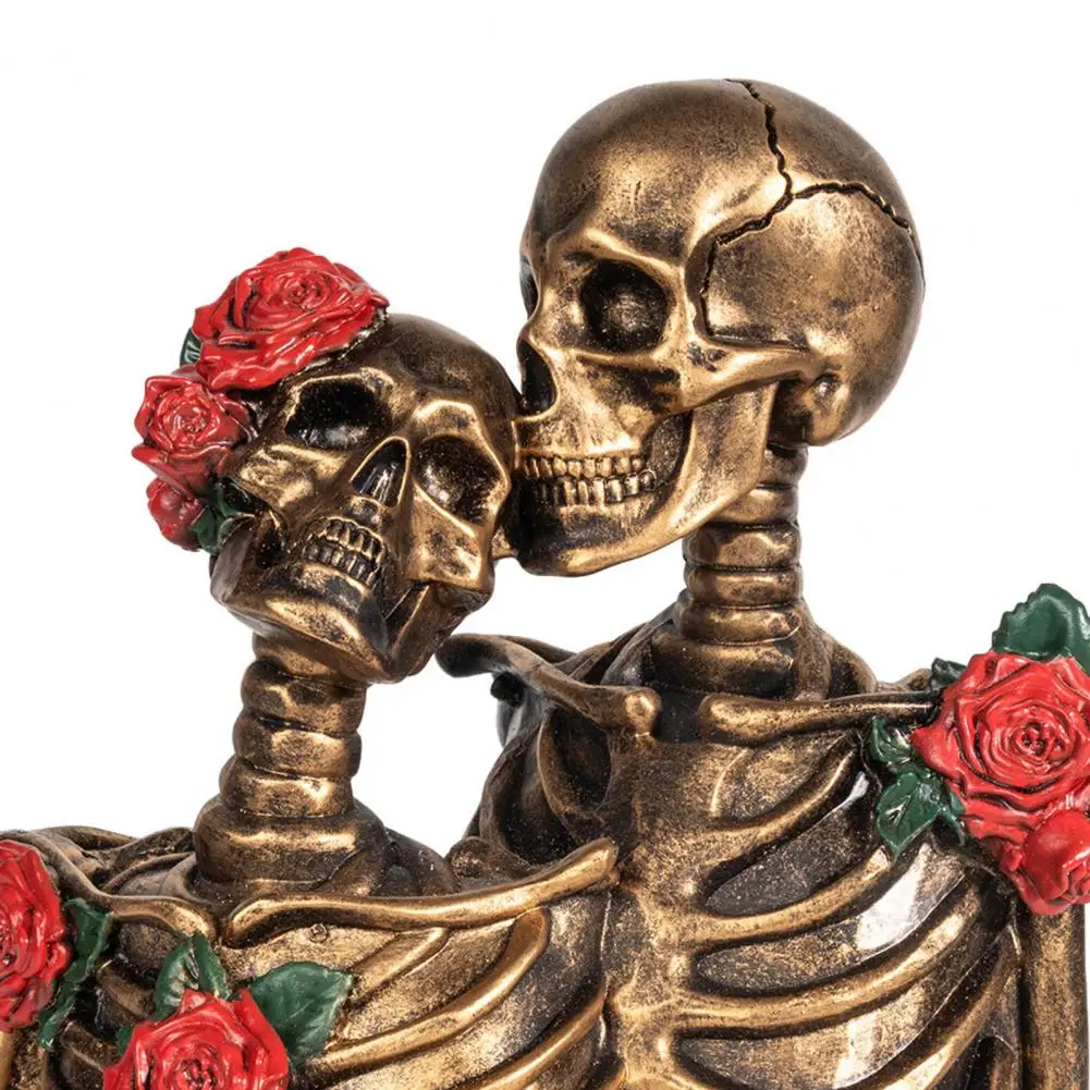 Halloween Gothic Skeleton Couple Figurine, Kissing Skeleton Decor Rose Skeleton Couple Sculpture for Holiday Party Decoration
Halloween Gothic Skeleton Couple Figurine, Kissing Skeleton Decor Rose Skeleton Couple Sculpture for Holiday Party Decoration
