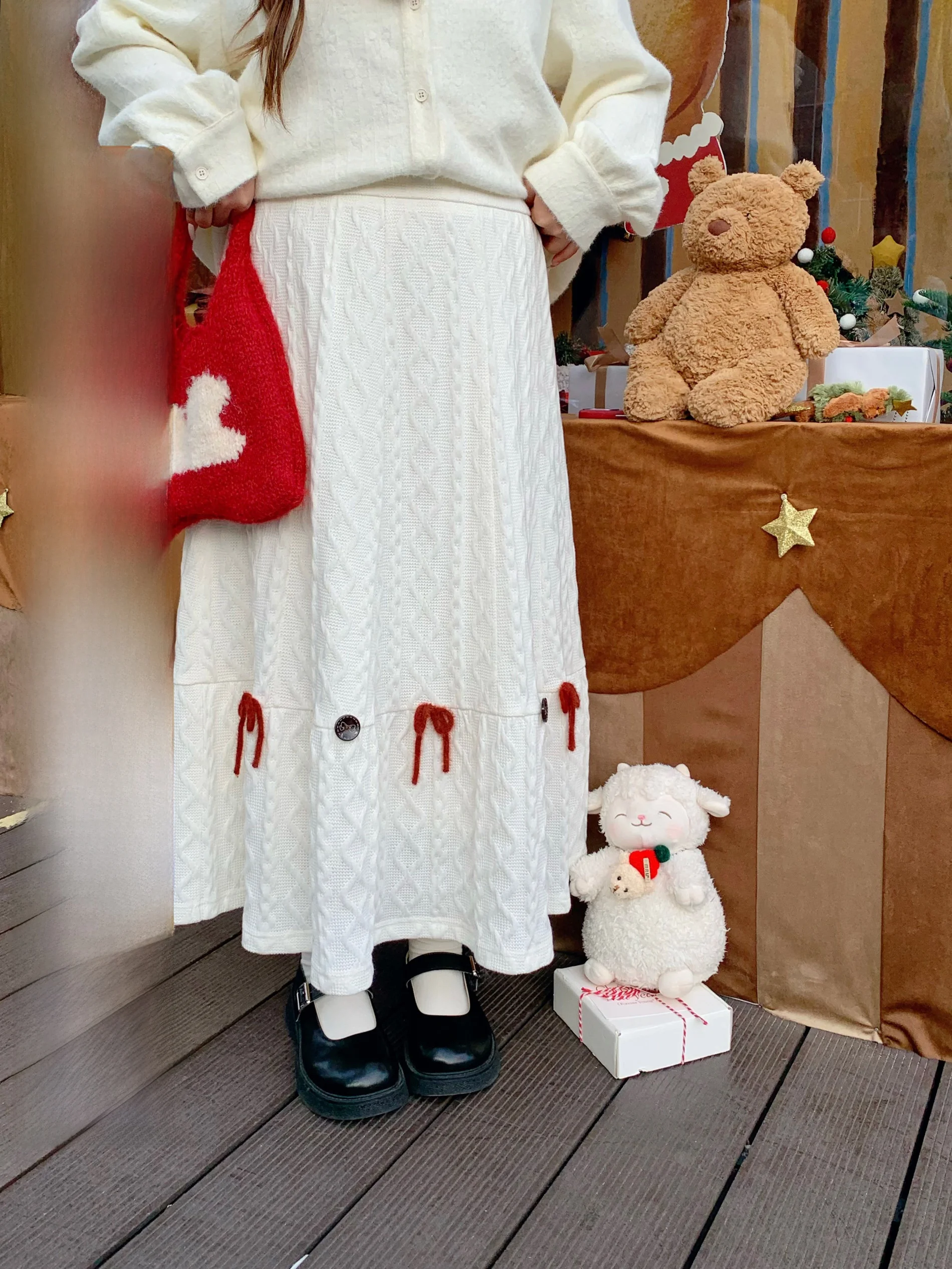 Вельветовая вязаная длинная юбка больших размеров с бантом, цветными вставками и пуговицами, стройнящий женский модный зимний комплект Sweet Sle Bod...
Вельветовая вязаная длинная юбка больших размеров с бантом, цветными вставками и пуговицами, стройнящий женский модный зимний комплект Sweet Sle Bod...