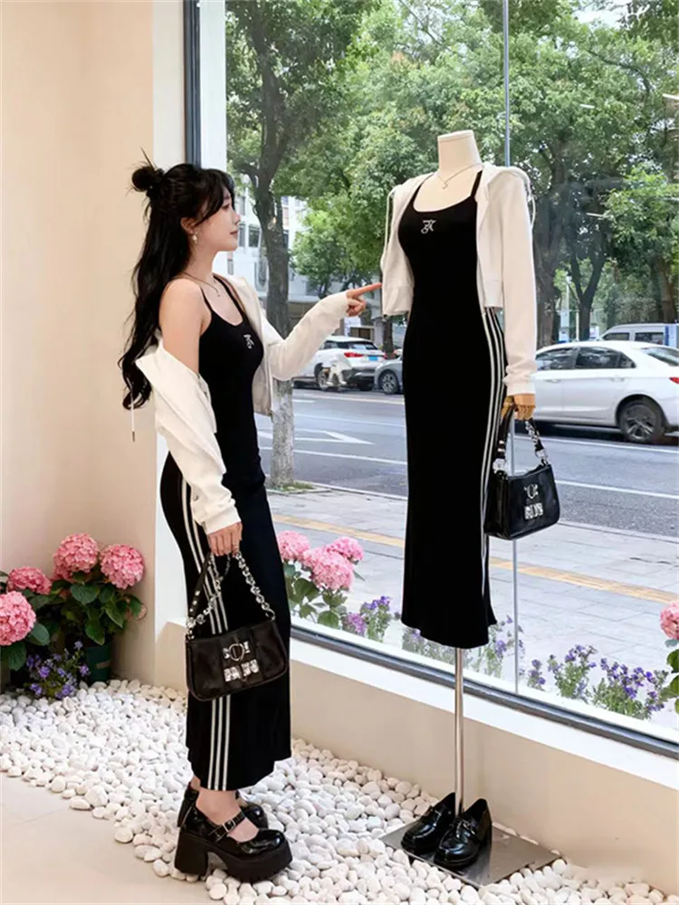 Faionable Two-Piece Set Women's New Sle Age-Defng Dr Unique Early Spring Trendy Top Casual Long Sve V-Ne High W...
Faionable Two-Piece Set Women's New Sle Age-Defng Dr Unique Early Spring Trendy Top Casual Long Sve V-Ne High W...