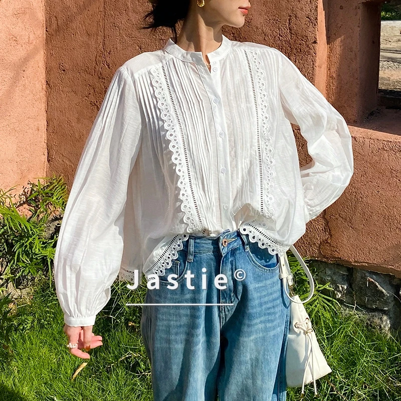 Блузка в стиле бохо-шик с белой вышивкой и кружевом, женская, винтажная, с рукавами-фонариками, весенне-летняя рубашка, элегантный топ с воротником-стойкой и ажурными вставками, 2026
Блузка в стиле бохо-шик с белой вышивкой и кружевом, женская, винтажная, с рукавами-фонариками, весенне-летняя рубашка, элегантный топ с воротником-стойкой и ажурными вставками, 2026