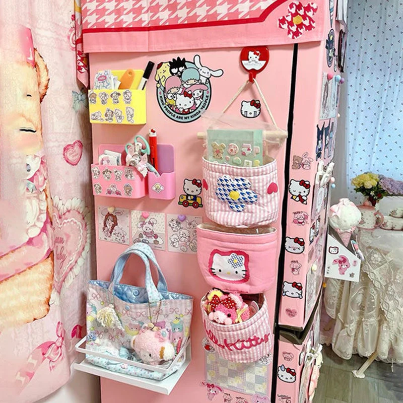 Сумка для хранения Hello Kitty Sanrio, подвесная сумка, кавайная подвесная сумка, милый аниме мультяшный декор для комнаты, прикроватной двери, тканевый арт-арт, подарки
Сумка для хранения Hello Kitty Sanrio, подвесная сумка, кавайная подвесная сумка, милый аниме мультяшный декор для комнаты, прикроватной двери, тканевый арт-арт, подарки