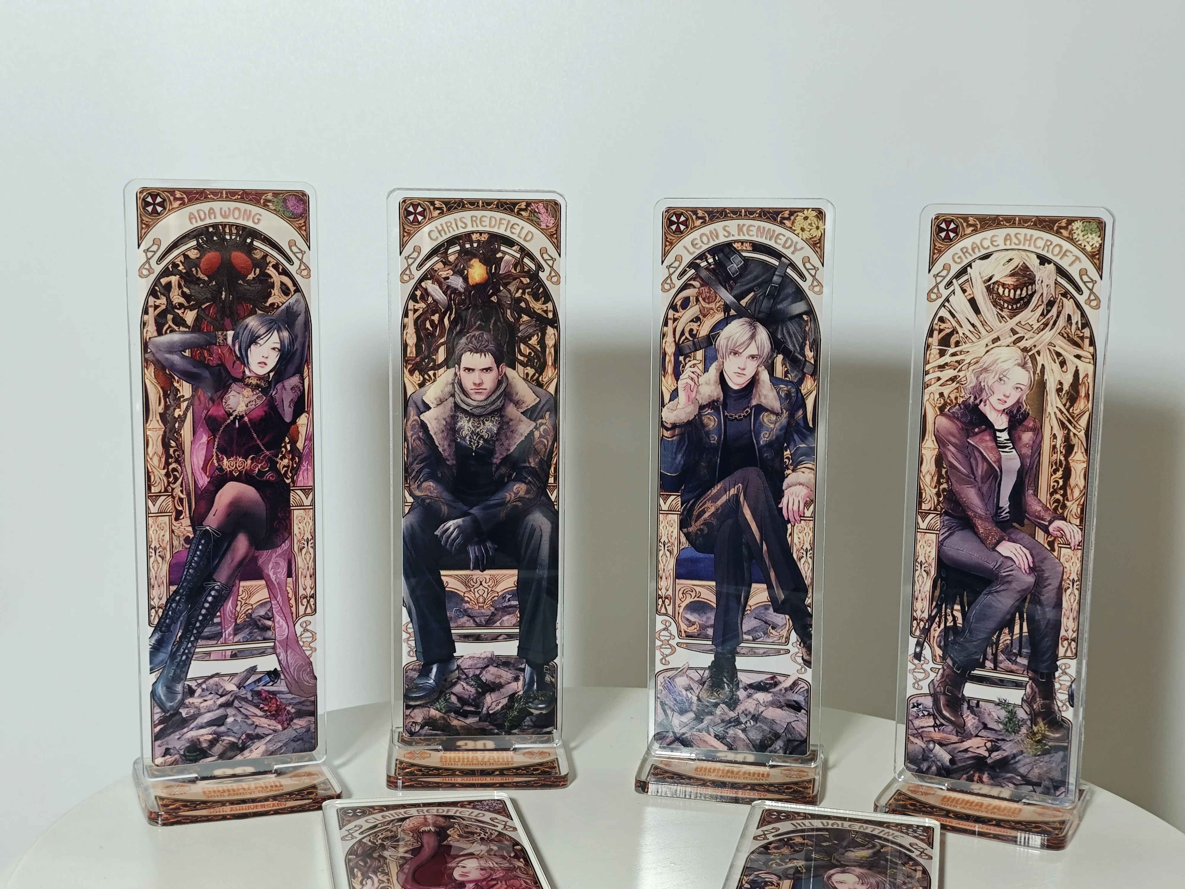 15cm Acrylic Resident Evil4 Claire Redfield Leon S. Kennedy Ada Wong Chris Redfield Jill Valentine Creative Desktop Decorations
15cm Acrylic Resident Evil4 Claire Redfield Leon S. Kennedy Ada Wong Chris Redfield Jill Valentine Creative Desktop Decorations