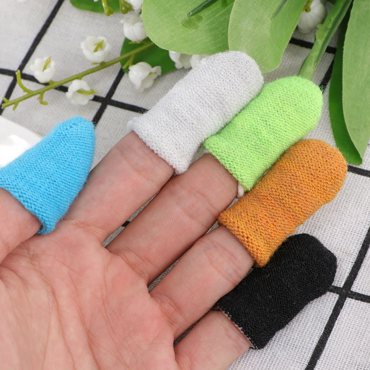 Protective Anti-static Finger Cover Cots Gaming Sleeve Sweatproof Game Covers Man
Protective Anti-static Finger Cover Cots Gaming Sleeve Sweatproof Game Covers Man