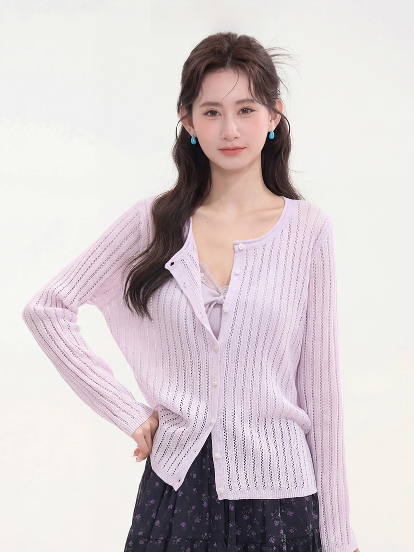 Heme Purple Girl Simple Hollow out Wool Knitted Cardigan Spring Summer Women's Top Flower Field Display Window Knitwear
Heme Purple Girl Simple Hollow out Wool Knitted Cardigan Spring Summer Women's Top Flower Field Display Window Knitwear