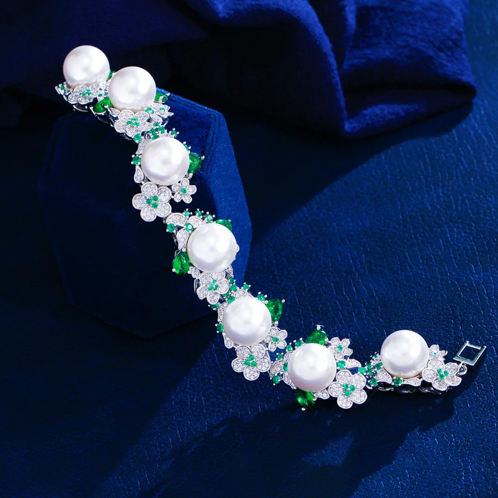 Pera Graceful Big Pearl Flower Charm Green White Cubic Zircon Tennis Chain Bracelet for Women Fashion Costume Party Jewelry B258
Pera Graceful Big Pearl Flower Charm Green White Cubic Zircon Tennis Chain Bracelet for Women Fashion Costume Party Jewelry B258