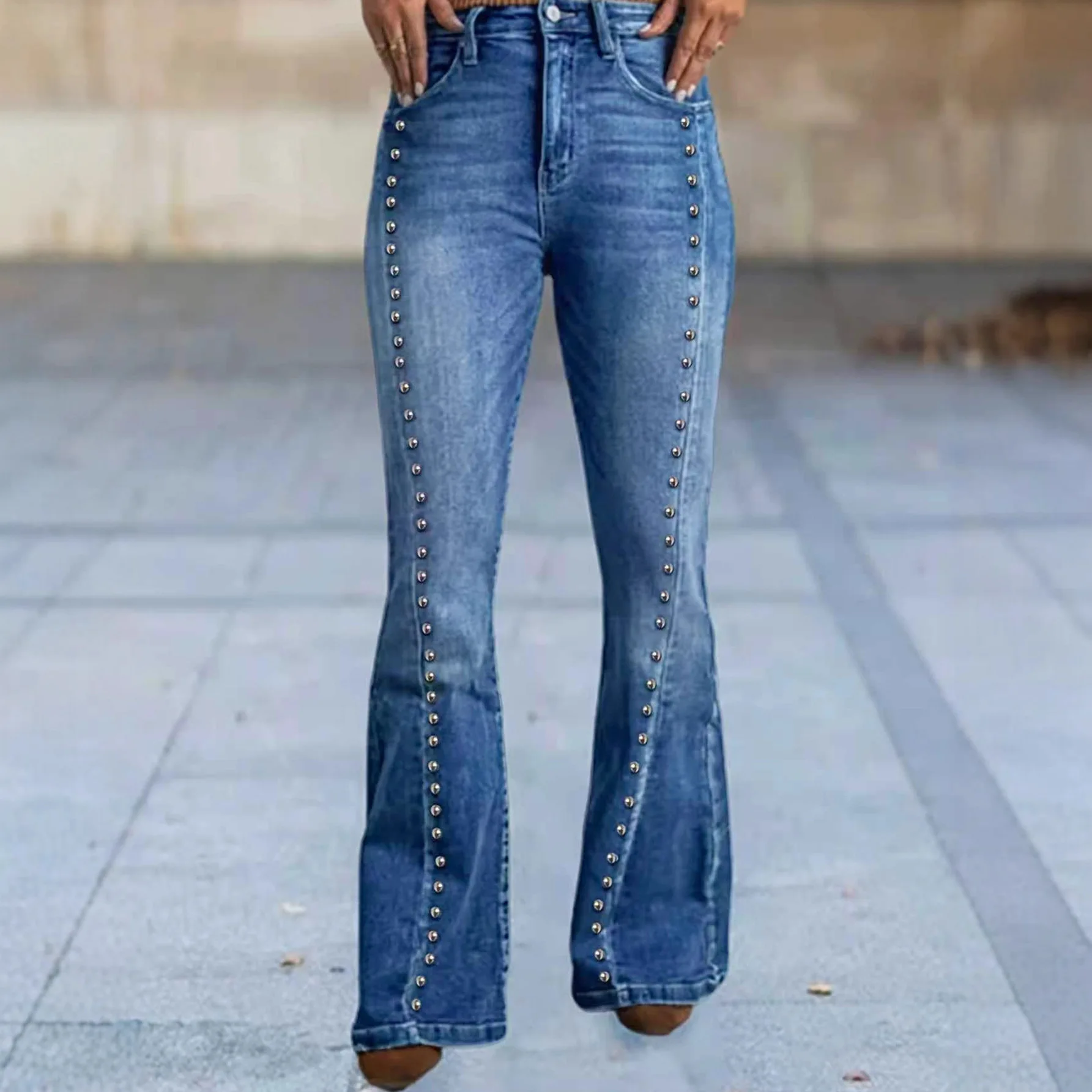 2026 Denim Flare Pants Women Jeans Boot Cut Streetwear Rivet Pockets Button High Waist Stretch Distressed Washed Skinny Trousers
2026 Denim Flare Pants Women Jeans Boot Cut Streetwear Rivet Pockets Button High Waist Stretch Distressed Washed Skinny Trousers