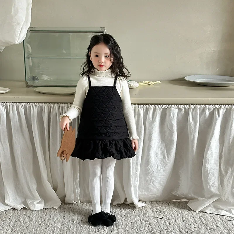 Girls Suits 2024 New Winter Childrens Wear Korean Girl Baby Pearl Stand Collar Base Shirt Diamond Check Sundress Two-piece Set
Girls Suits 2024 New Winter Childrens Wear Korean Girl Baby Pearl Stand Collar Base Shirt Diamond Check Sundress Two-piece Set