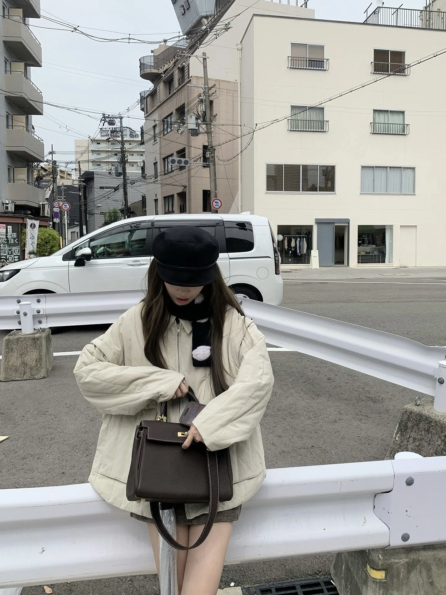 Obliviate Tee-Way Cotton Jaet Vest Women's Detachable Versatile Winter Outerwear Loose Fit Comfortable Cotton Coat
Obliviate Tee-Way Cotton Jaet Vest Women's Detachable Versatile Winter Outerwear Loose Fit Comfortable Cotton Coat