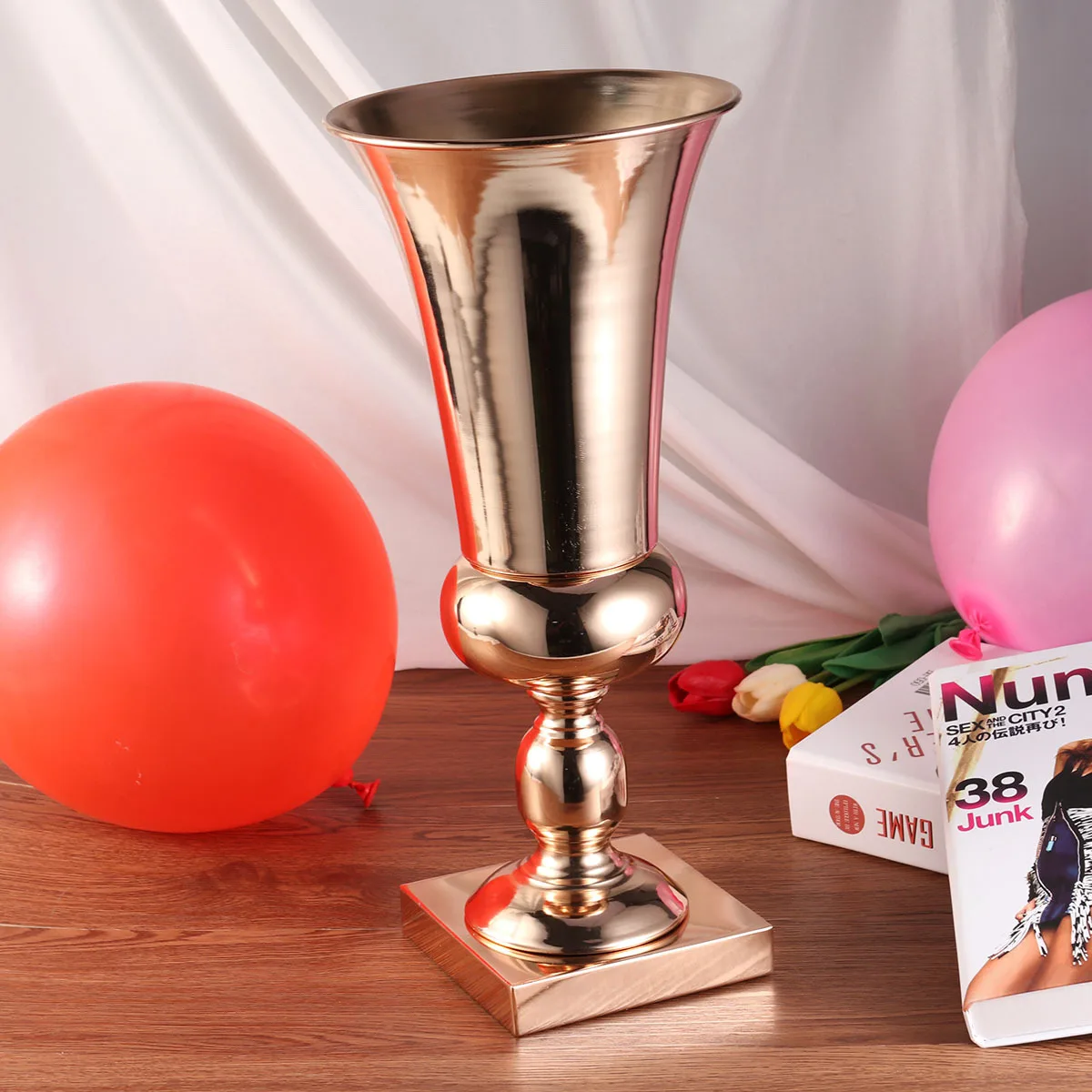 Metal Decoration Vase Large Silver Wedding Centerpiece for Floral Arrangements Holiday Events Exhibition Props and
Metal Decoration Vase Large Silver Wedding Centerpiece for Floral Arrangements Holiday Events Exhibition Props and