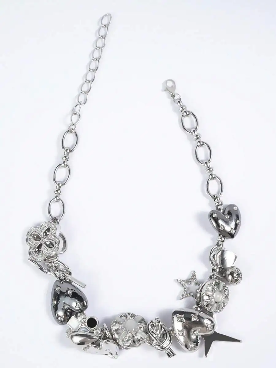 Vintage Punk Rock Style Metal Heart Flower Star Pendant Chain Necklace For Party Festival
Vintage Punk Rock Style Metal Heart Flower Star Pendant Chain Necklace For Party Festival