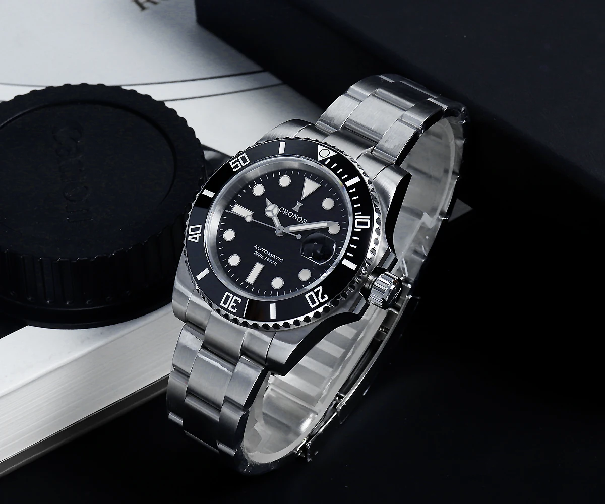 Cronos New 40mmDiver Men Watches Luxury Miyota9015 Automatic Mechanical Watch Sapphire Waterproof 200m Glideclasp L6045
Cronos New 40mmDiver Men Watches Luxury Miyota9015 Automatic Mechanical Watch Sapphire Waterproof 200m Glideclasp L6045