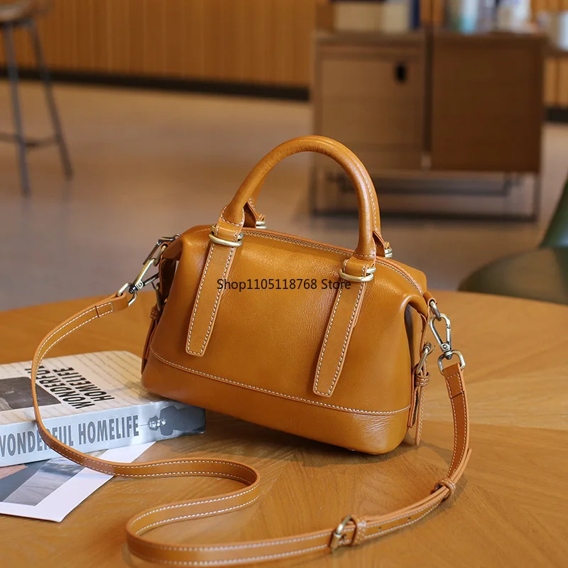 Женская сумка из натуральной кожи, винтажная роскошная дизайнерская сумка через плечо Boston, женские сумки из воловьей кожи, женские сумки через плечо
Женская сумка из натуральной кожи, винтажная роскошная дизайнерская сумка через плечо Boston, женские сумки из воловьей кожи, женские сумки через плечо