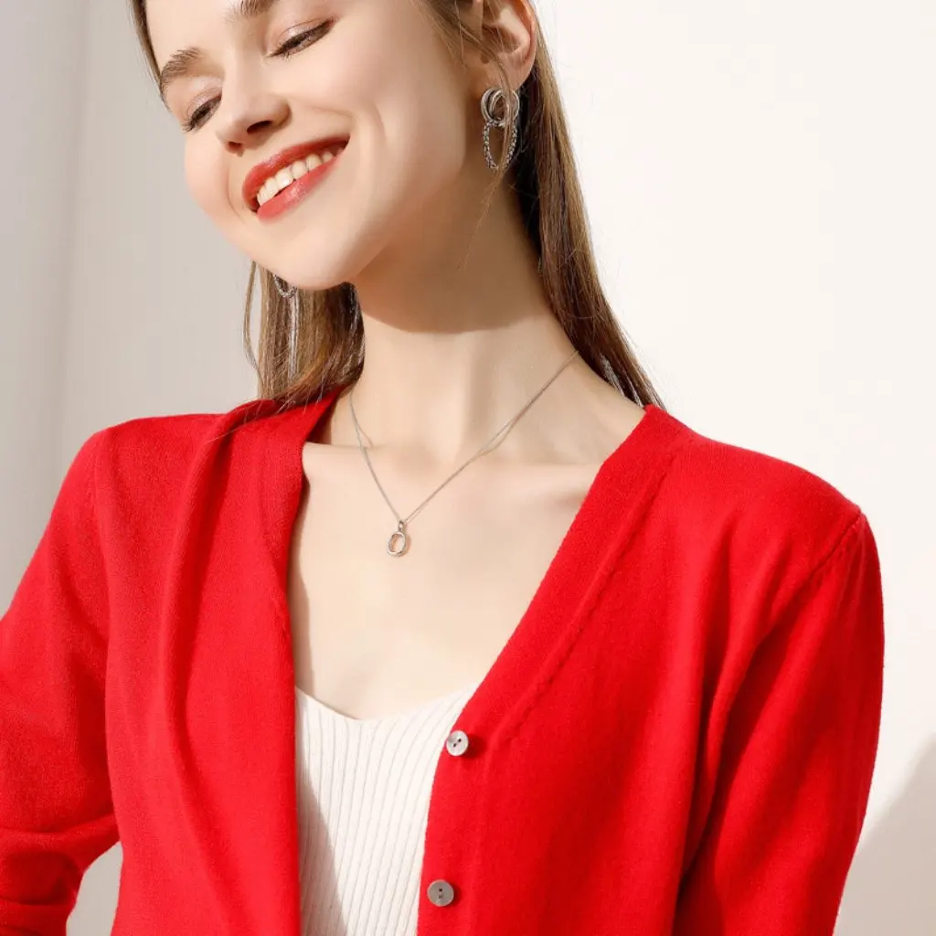 Women's Long-Sleeved Knitted Cardigan Loose Sweater Large Size Thin Top for Autumn Base Shirt
Women's Long-Sleeved Knitted Cardigan Loose Sweater Large Size Thin Top for Autumn Base Shirt