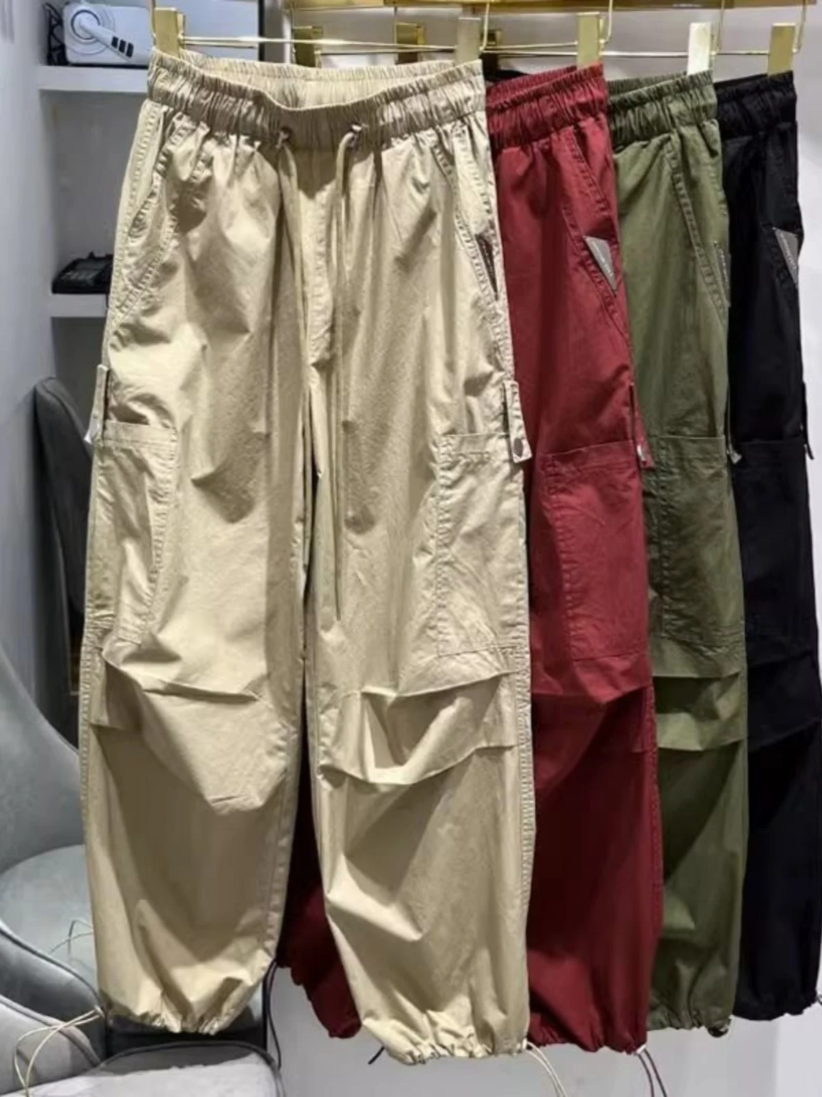 Женские летние свободные брюки-карго больших размеров с широкими штанинами в корейском стиле, укороченные, стрейч, для работы
Женские летние свободные брюки-карго больших размеров с широкими штанинами в корейском стиле, укороченные, стрейч, для работы