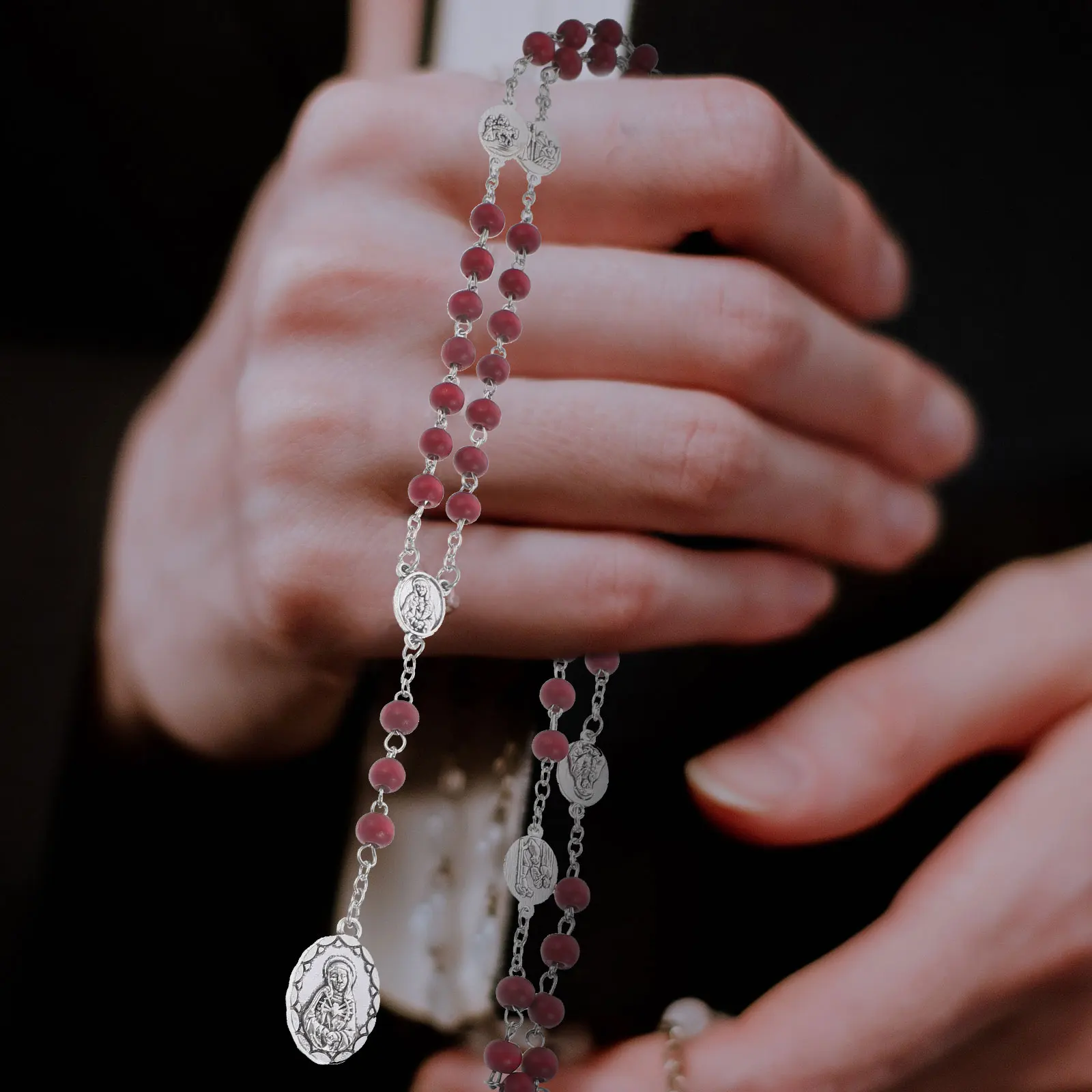 Rosary Necklace Beaded Chain Small Prayer Aesthetic Faith Religious Symbol Blessing Gift Versatile Daily Ceremonies Modern
Rosary Necklace Beaded Chain Small Prayer Aesthetic Faith Religious Symbol Blessing Gift Versatile Daily Ceremonies Modern