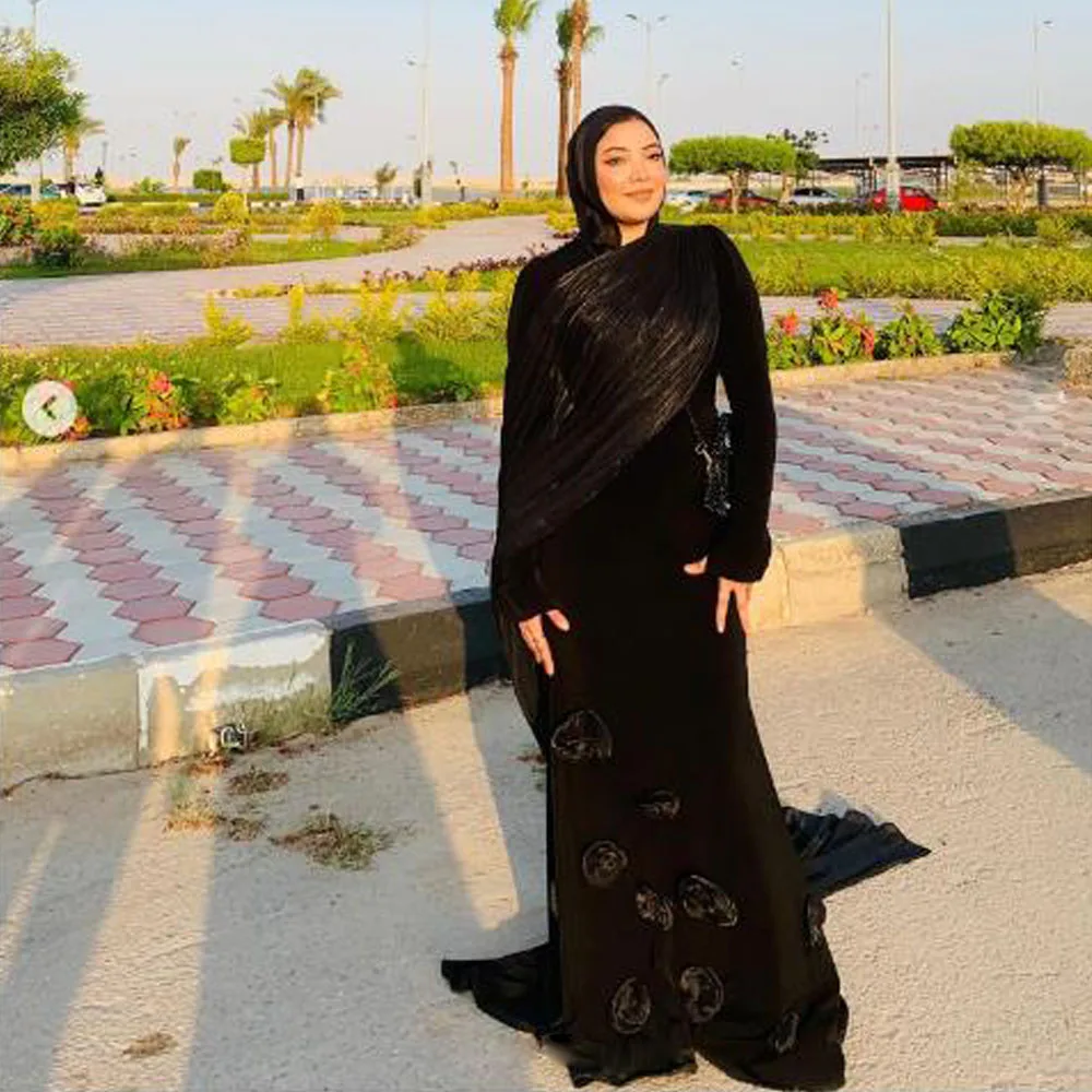 Customized Elegant Muslim Evening Dresses with Scarf High Neck Straight 3D Flower Formal Gown Satin Long Arabic Dubai Vestidos
Customized Elegant Muslim Evening Dresses with Scarf High Neck Straight 3D Flower Formal Gown Satin Long Arabic Dubai Vestidos