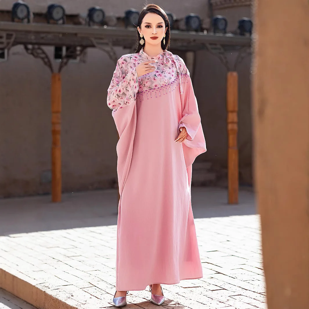Pink Printed Abaya Bat Sleeved Women's Clothing Muslim Dress Ramadan Beads Tassel Jalabiya Femme Musulmane Vestidos Kaftan Robe
Pink Printed Abaya Bat Sleeved Women's Clothing Muslim Dress Ramadan Beads Tassel Jalabiya Femme Musulmane Vestidos Kaftan Robe