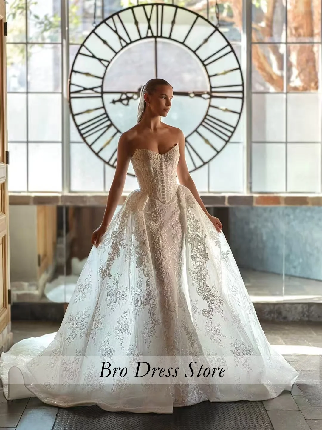 Customized Exquisite Detachable 2 In 1 Wedding Mermaid Dress Embroidery Ball Gown Square Collar Sleeveless Vestido De Novia
Customized Exquisite Detachable 2 In 1 Wedding Mermaid Dress Embroidery Ball Gown Square Collar Sleeveless Vestido De Novia