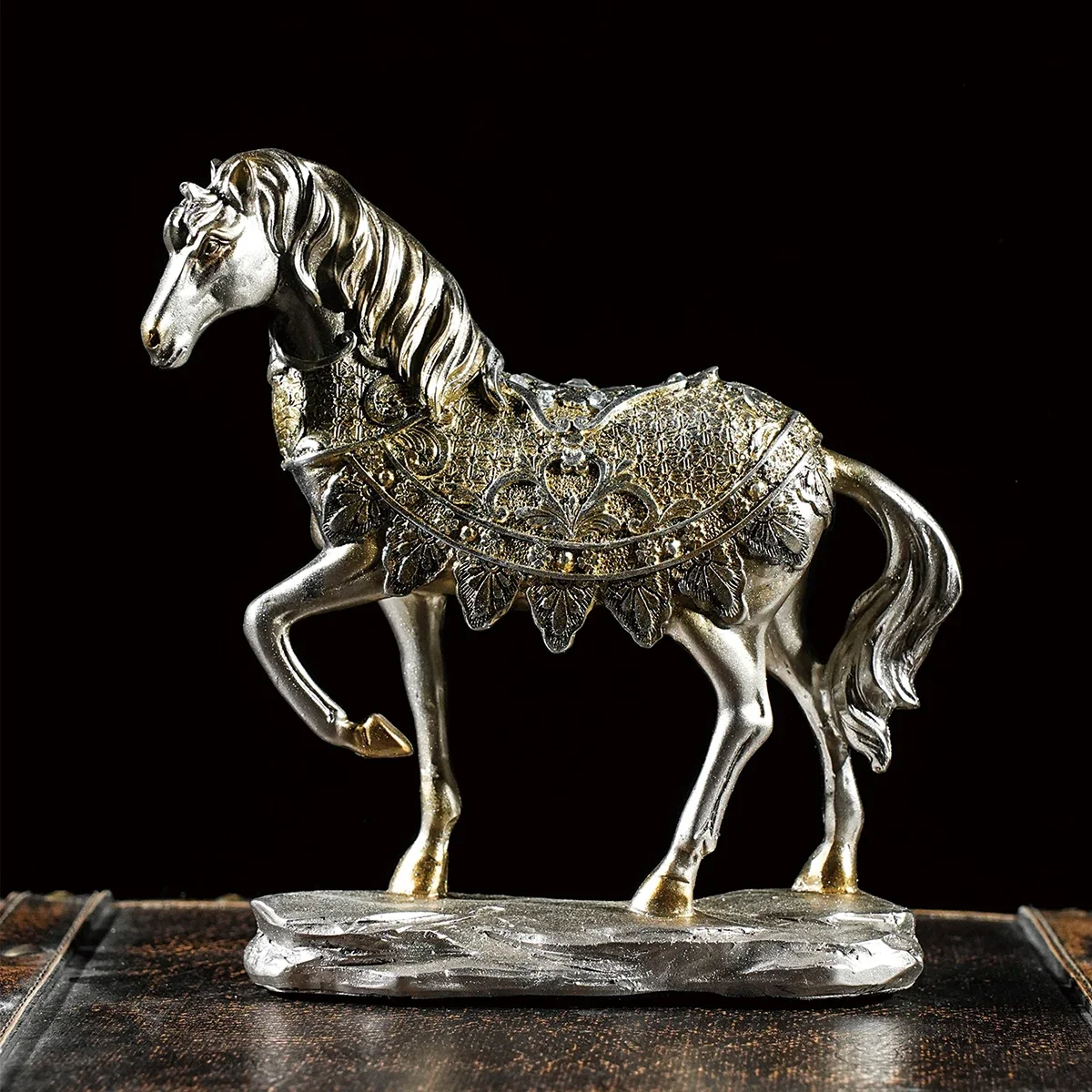 Horse Ornaments, Resin Sculpture Artworks, Suitable For Home Living Room, Office Decoration, Desktop Display Entrance Decoration
Horse Ornaments, Resin Sculpture Artworks, Suitable For Home Living Room, Office Decoration, Desktop Display Entrance Decoration