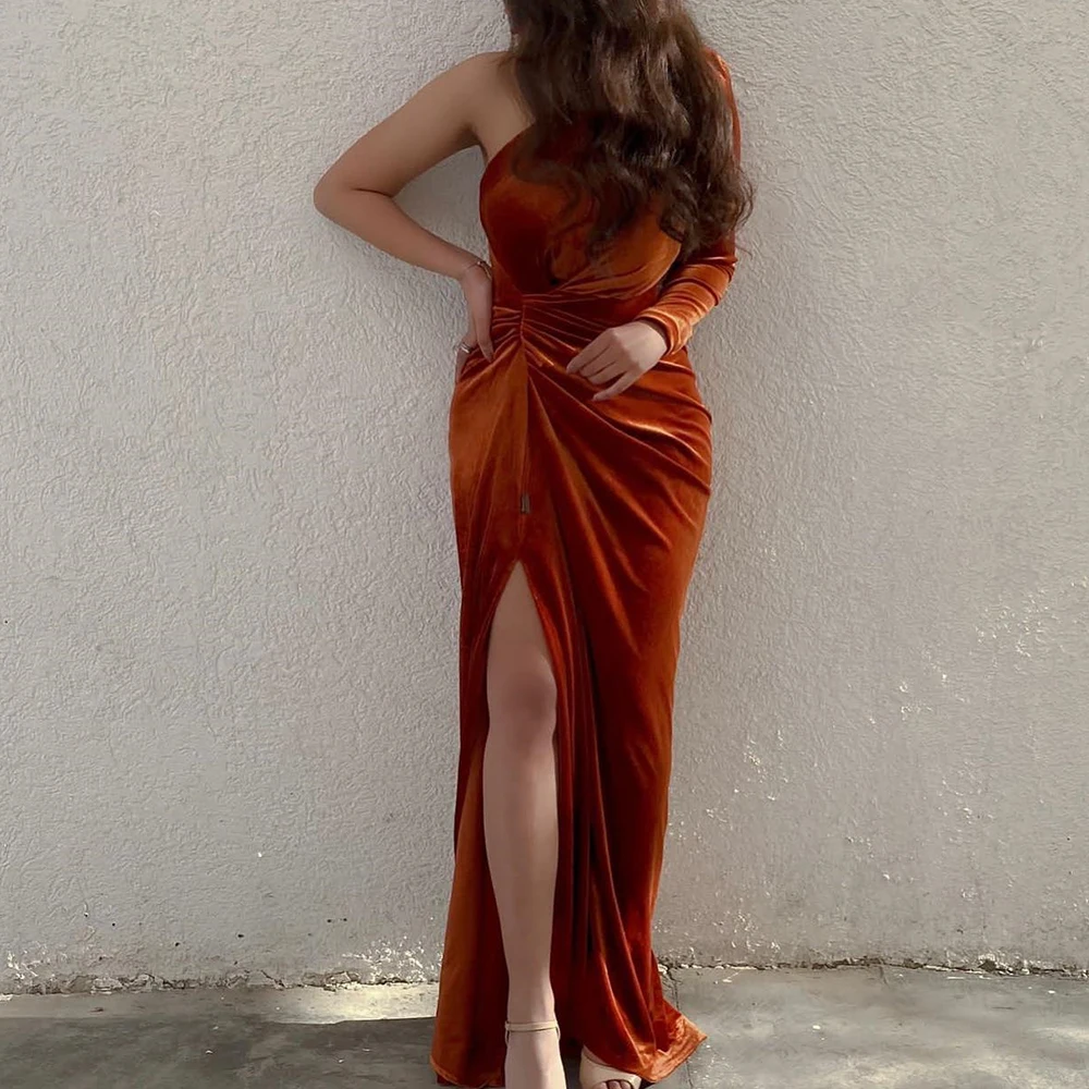 Customized Fashion Pleat Strapless Floor Length Side Slit Straight платье вечернее Velour One Shoulder Vestidos De Fiesta
Customized Fashion Pleat Strapless Floor Length Side Slit Straight платье вечернее Velour One Shoulder Vestidos De Fiesta
