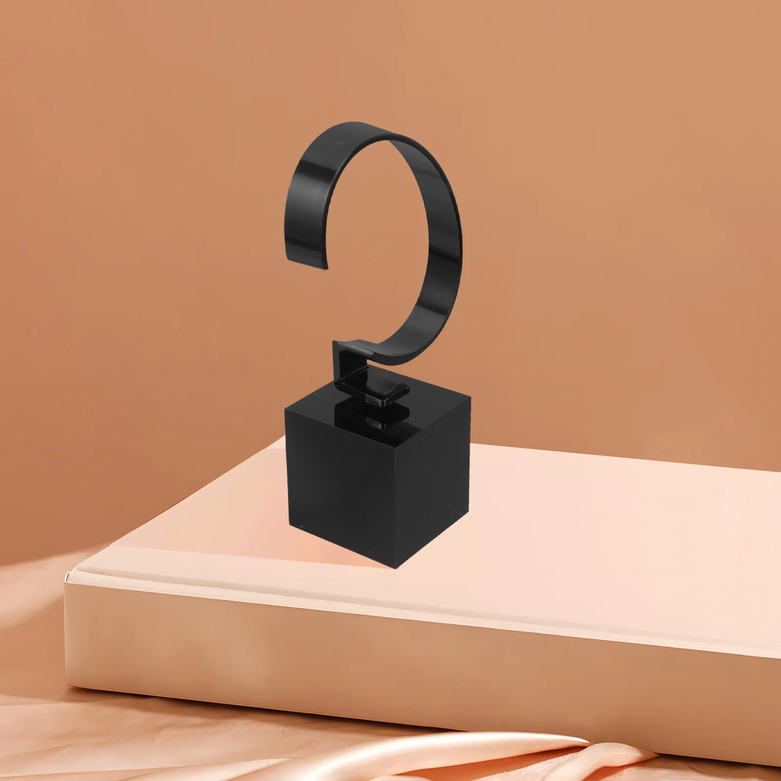 1Pcs Watch Display Rack Acrylic Black Durable Stand for Jewelry Wrist Watch Bracelet Storage Bangle Holder Protection
1Pcs Watch Display Rack Acrylic Black Durable Stand for Jewelry Wrist Watch Bracelet Storage Bangle Holder Protection